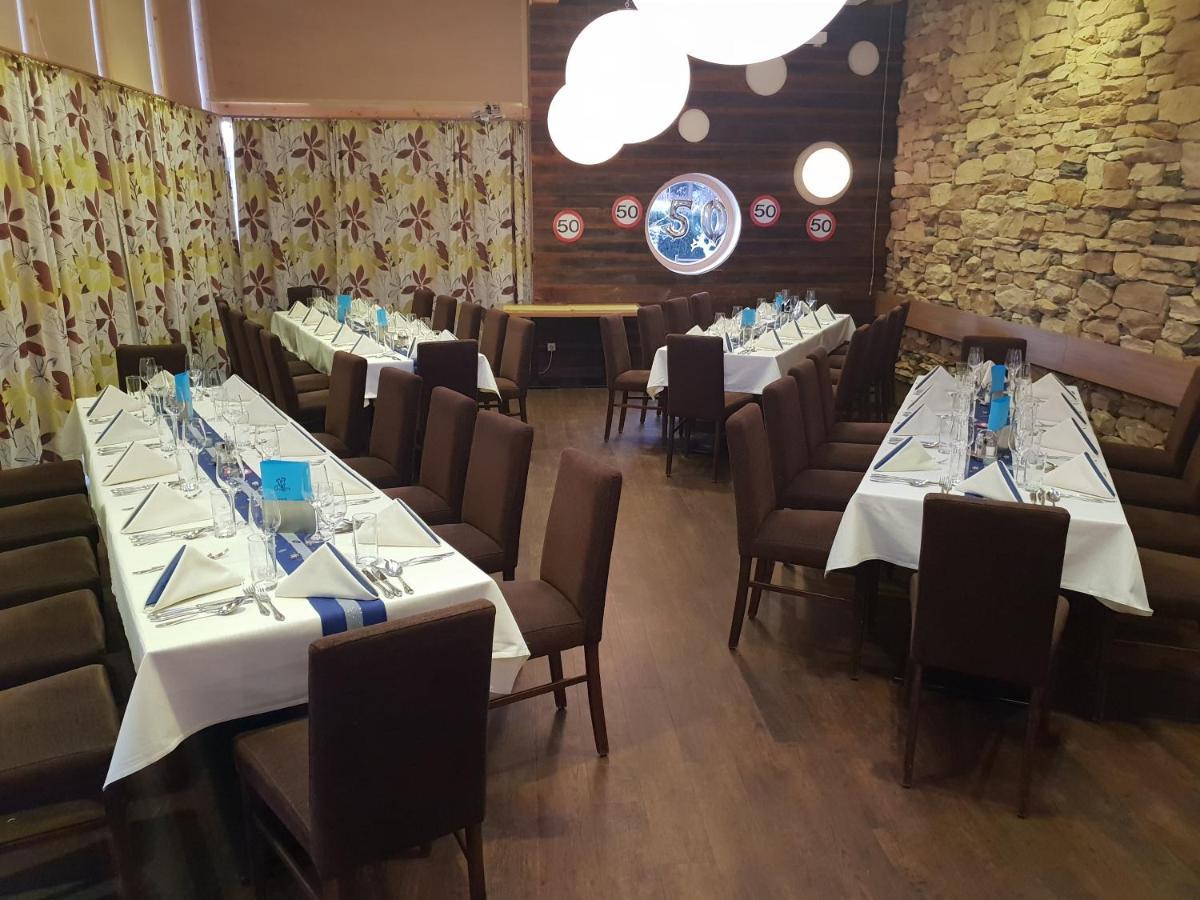 Restaurant Gaestehaus Seiger Sankt Lorenzen bei Knittelfeld ภายนอก รูปภาพ
