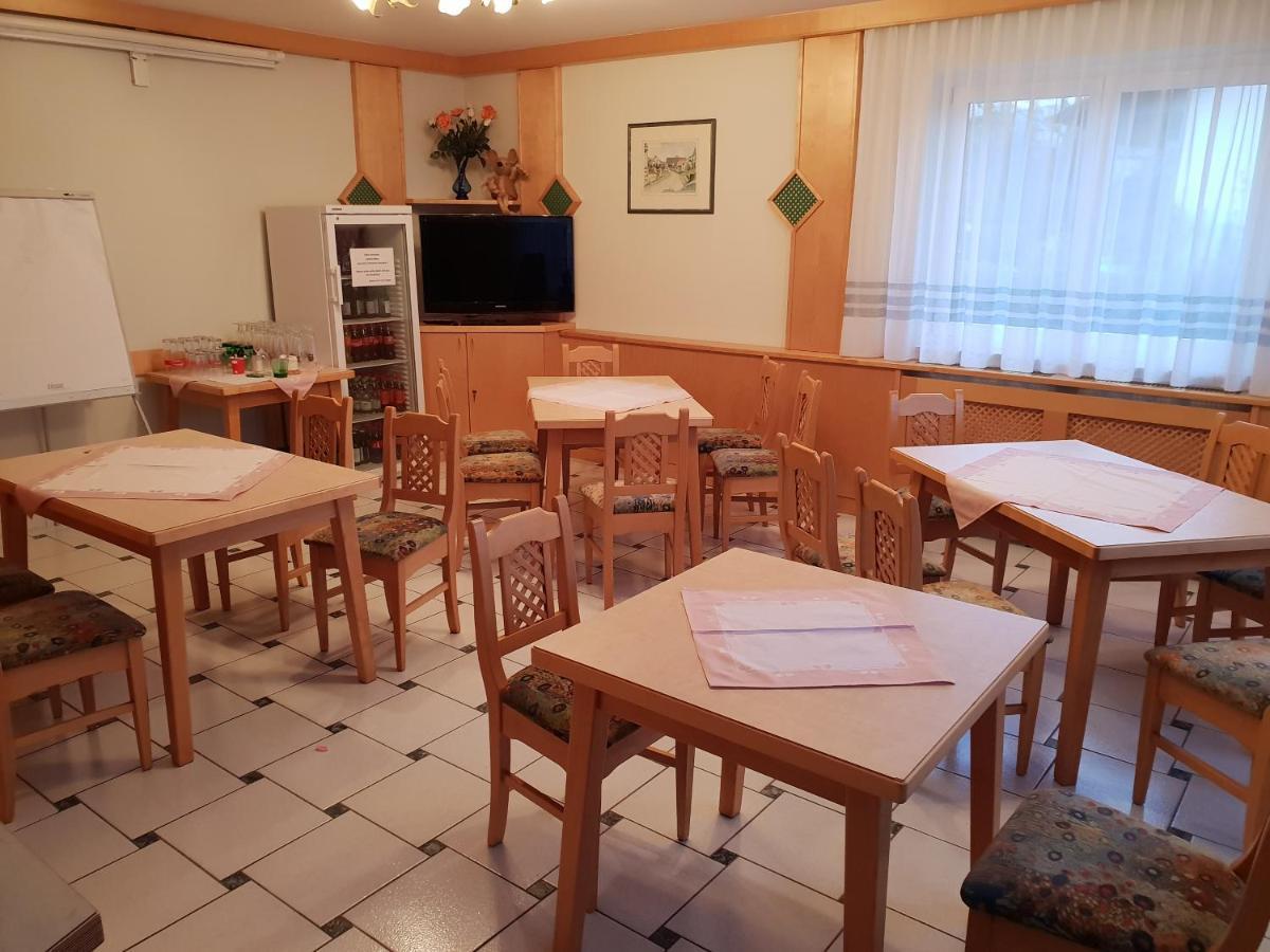 Restaurant Gaestehaus Seiger Sankt Lorenzen bei Knittelfeld ภายนอก รูปภาพ